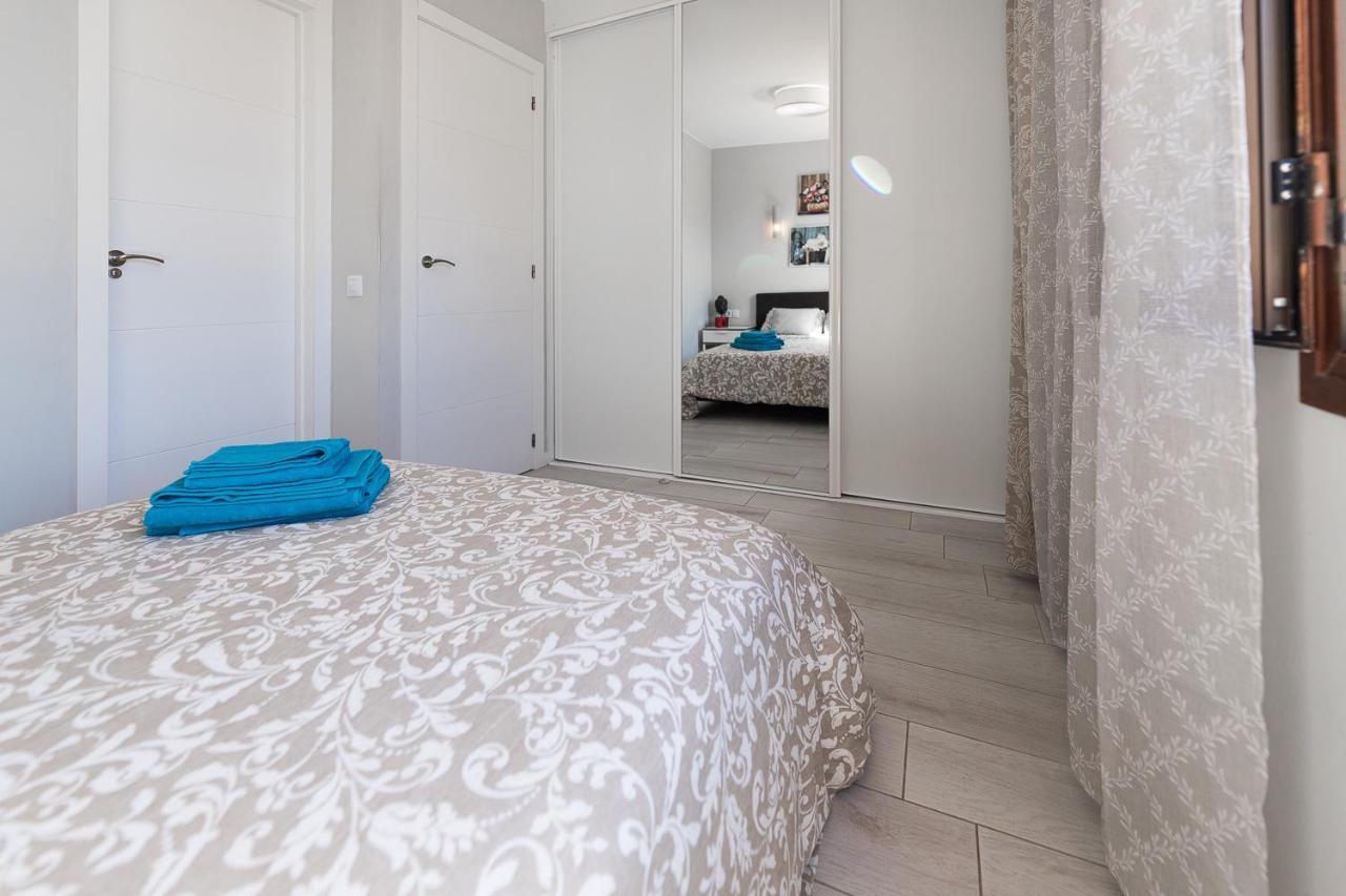 Beautiful Duplex In 3 Minutes Walking To The Beach In Playa De Las Americas Екстер'єр фото